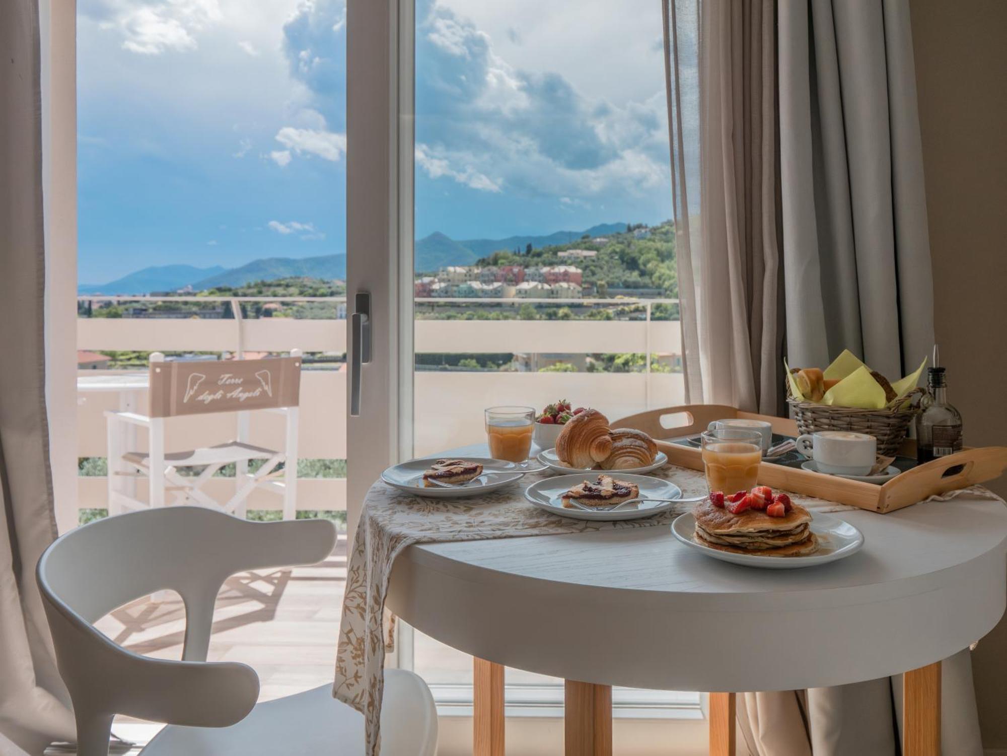 Agriturismo Terre Degli Angeli Пиетра Лигуре Екстериор снимка